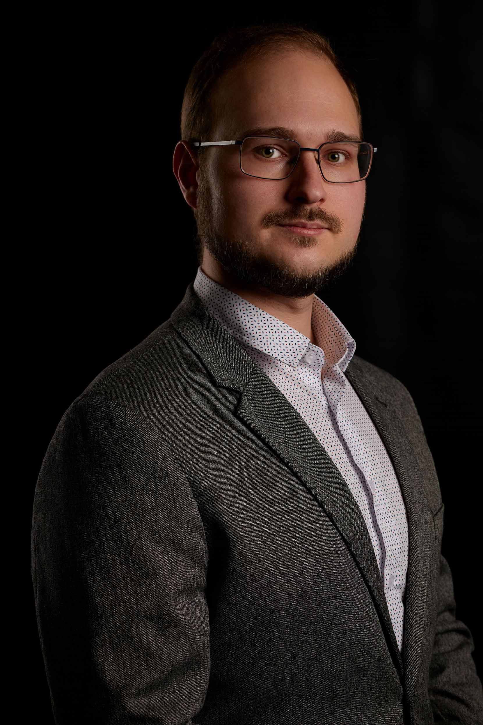 Dr n. med. Albert Stec -  lekarz w trakcie specjalizacji z psychiatrii
